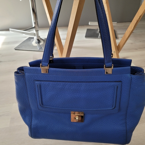 Kate Spade Tote - Picture 3 of 6